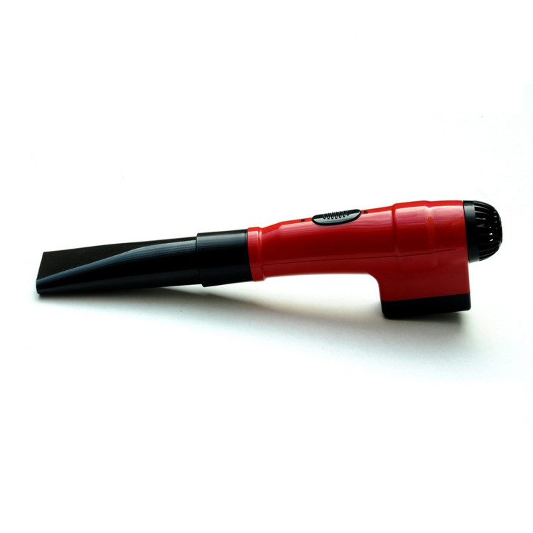 بادبزن و دمنده آتش آریامن